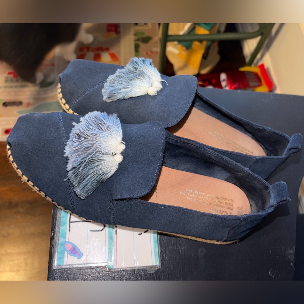 TOMS Women's Deconstructed Suede
Tassel Alpargata slip-on shoes Navy blue - Picture 4 of 8